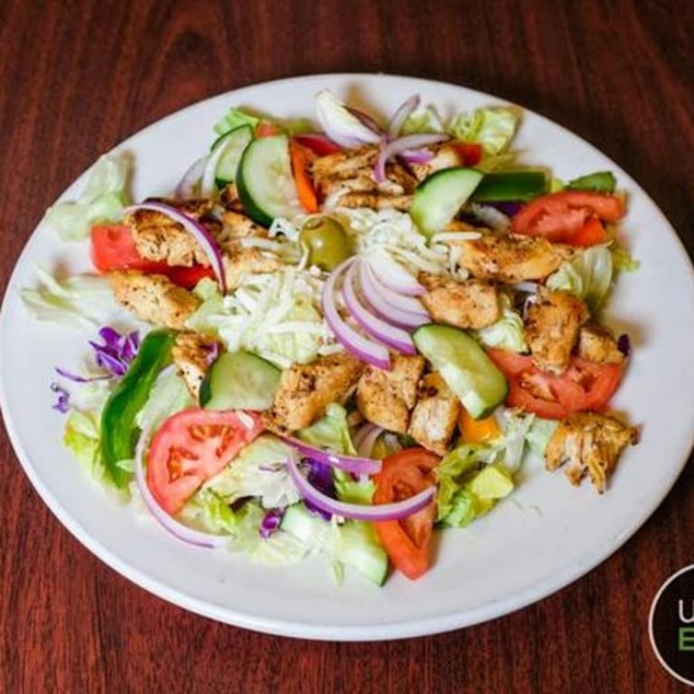 Grilled Chicken Salad: Fresh Italian Flavors